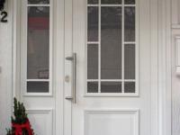 PaX Holz-Haustür in weiß mit Seitenteil links