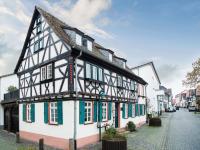 Holz-Fenster im Baudenkmal