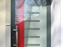Aluminium-Haustür mit Designglas
